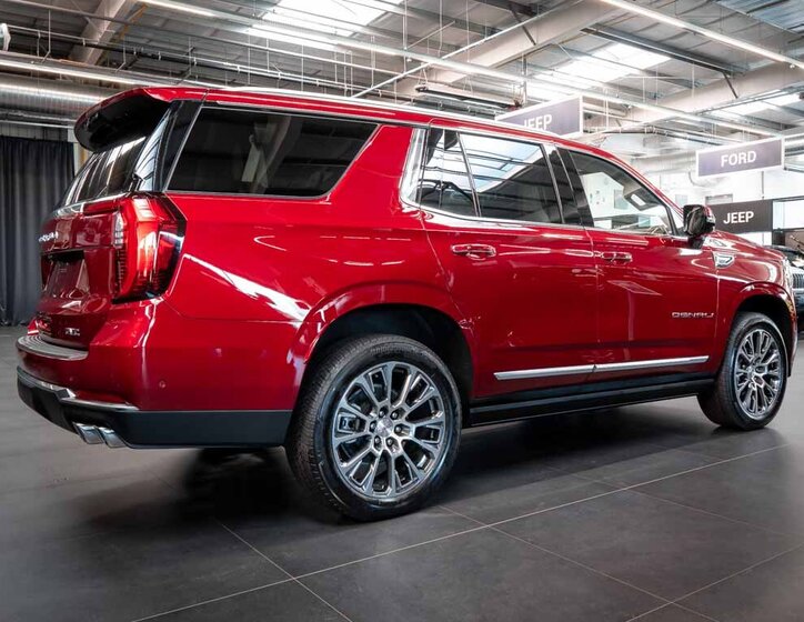 GMC Yukon SUV 6,2 l 313 kw