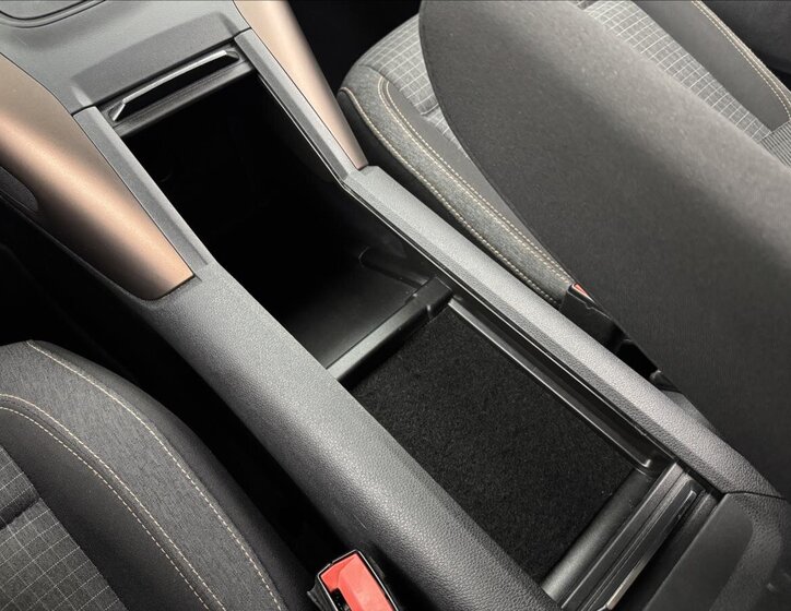 Peugeot Rifter MPV 1,5 l 96 kw