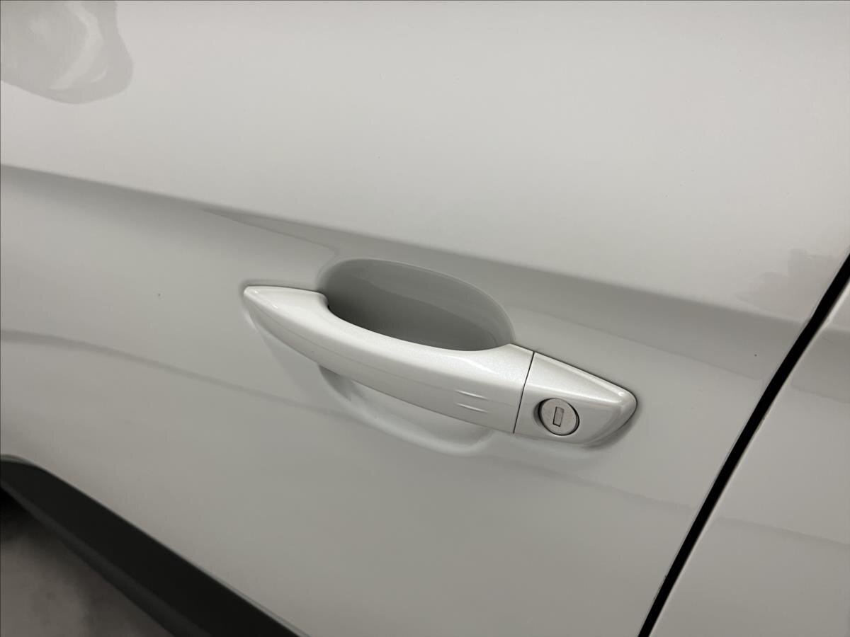 Opel Grandland X SUV / Terénní 1,2 l 96 kw