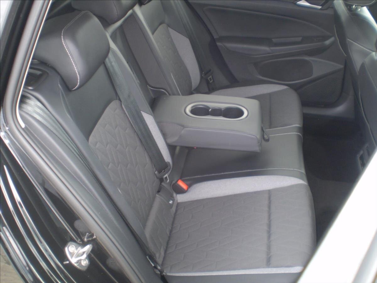 Volkswagen Golf Kombi 1,5 l 110 kw