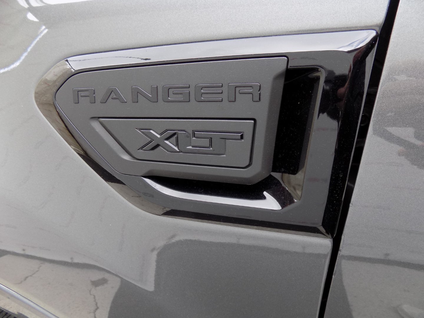 Ford Ranger SUV / Terénní 2,3 l 201 kw