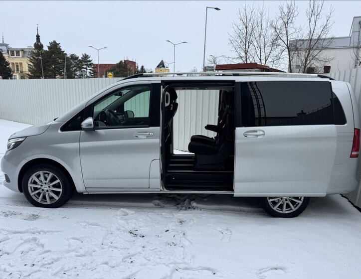 Mercedes-Benz Třídy V 5