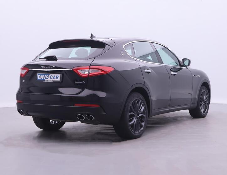 Maserati Levante 7