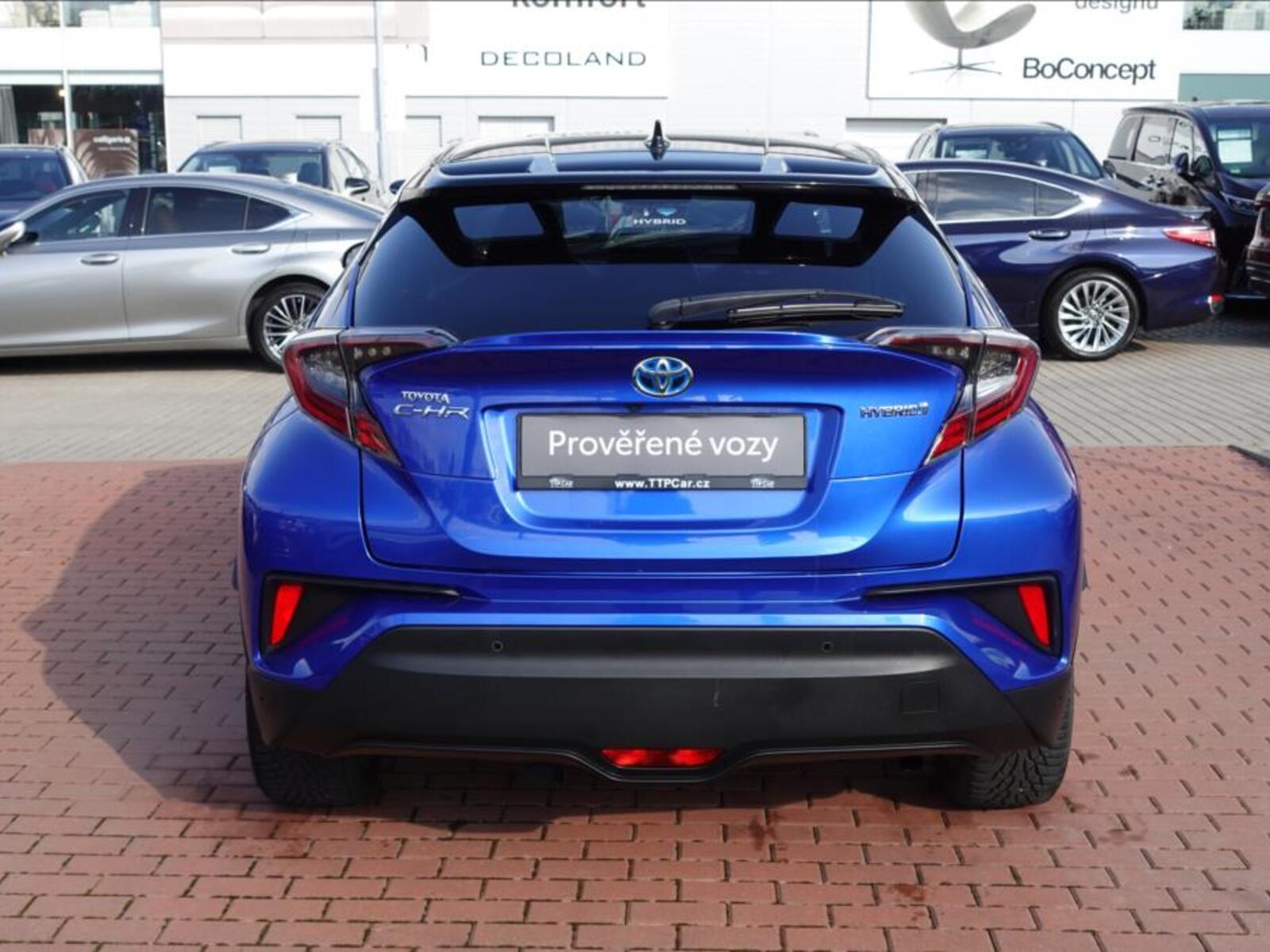 Toyota C-HR 5