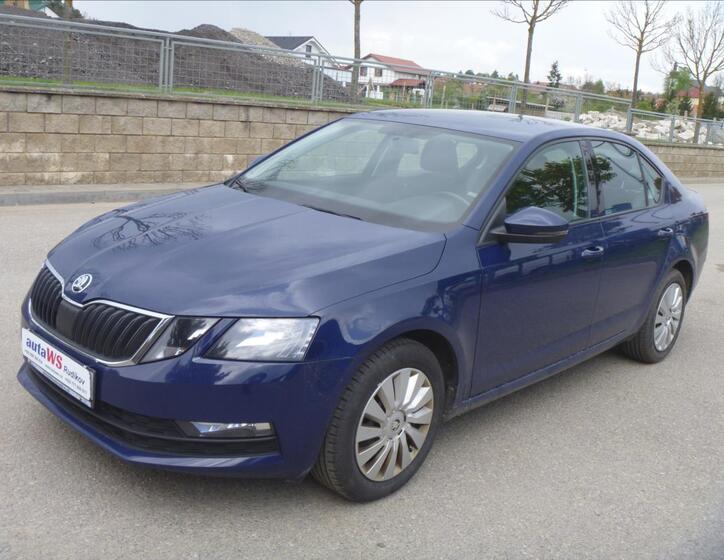 Škoda Octavia 1