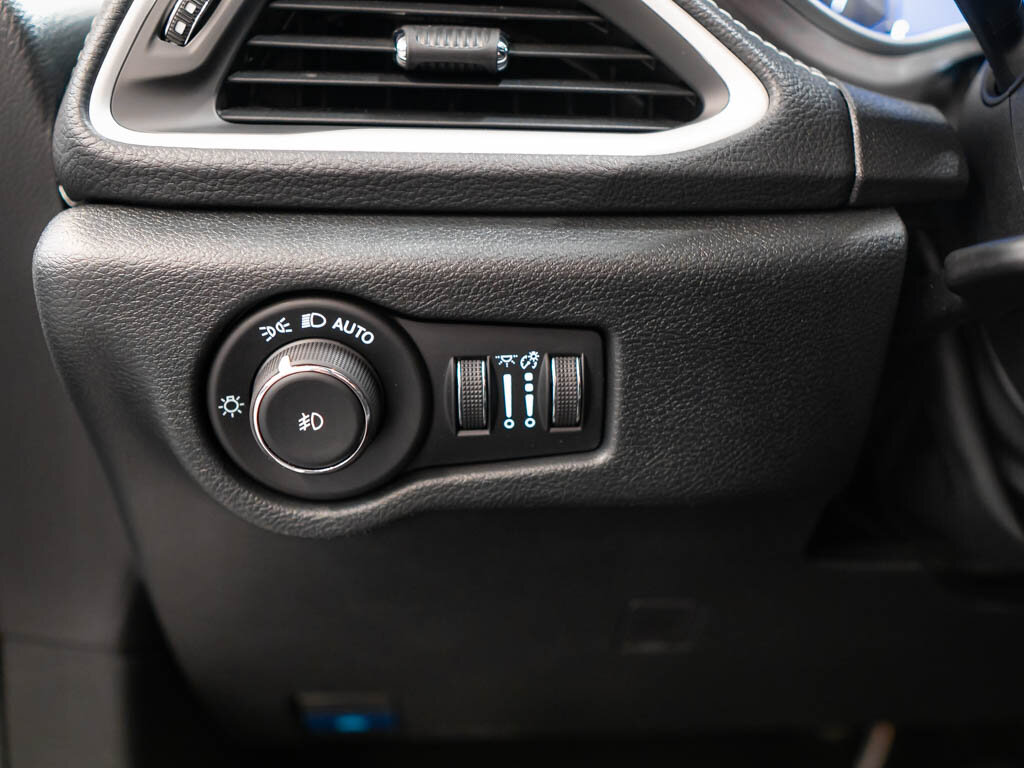 Chrysler Pacifica MPV 3,6 l 221 kw