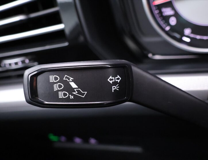 Volkswagen Touareg SUV 3,0 l 170 kw