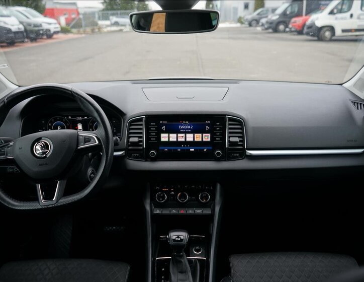 Škoda Karoq SUV 1,5 l 110 kw