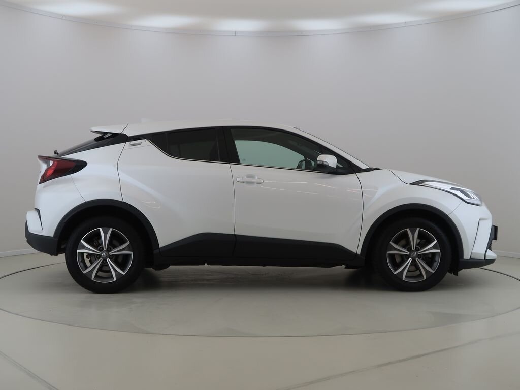 Toyota C-HR SUV 1,8 l 72 kw