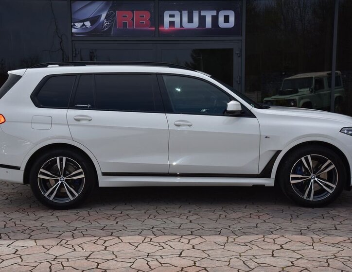 BMW X7 SUV / Terénní 3,0 l 195 kw