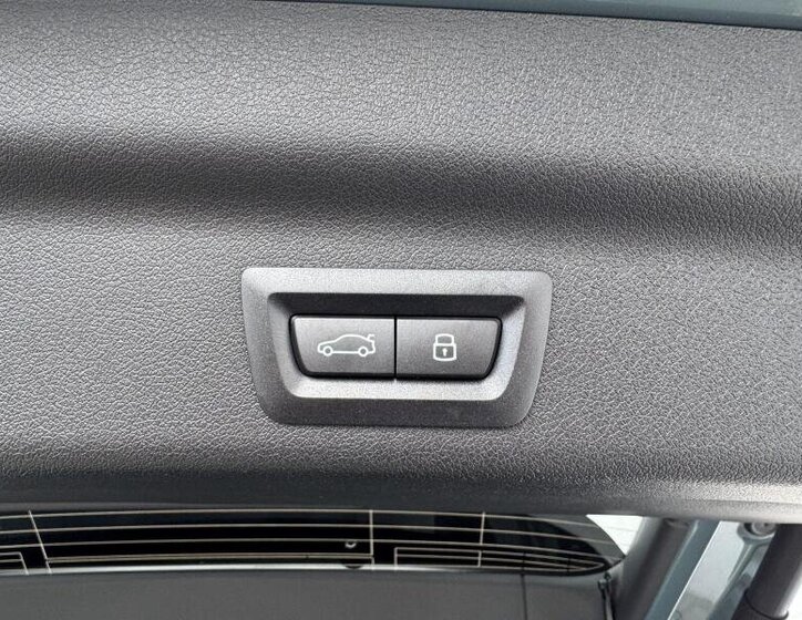 BMW X1 SUV 2,0 l 120 kw