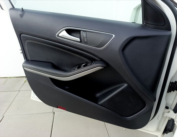 Mercedes-Benz Třídy A Kombi 1,5 l 80 kw