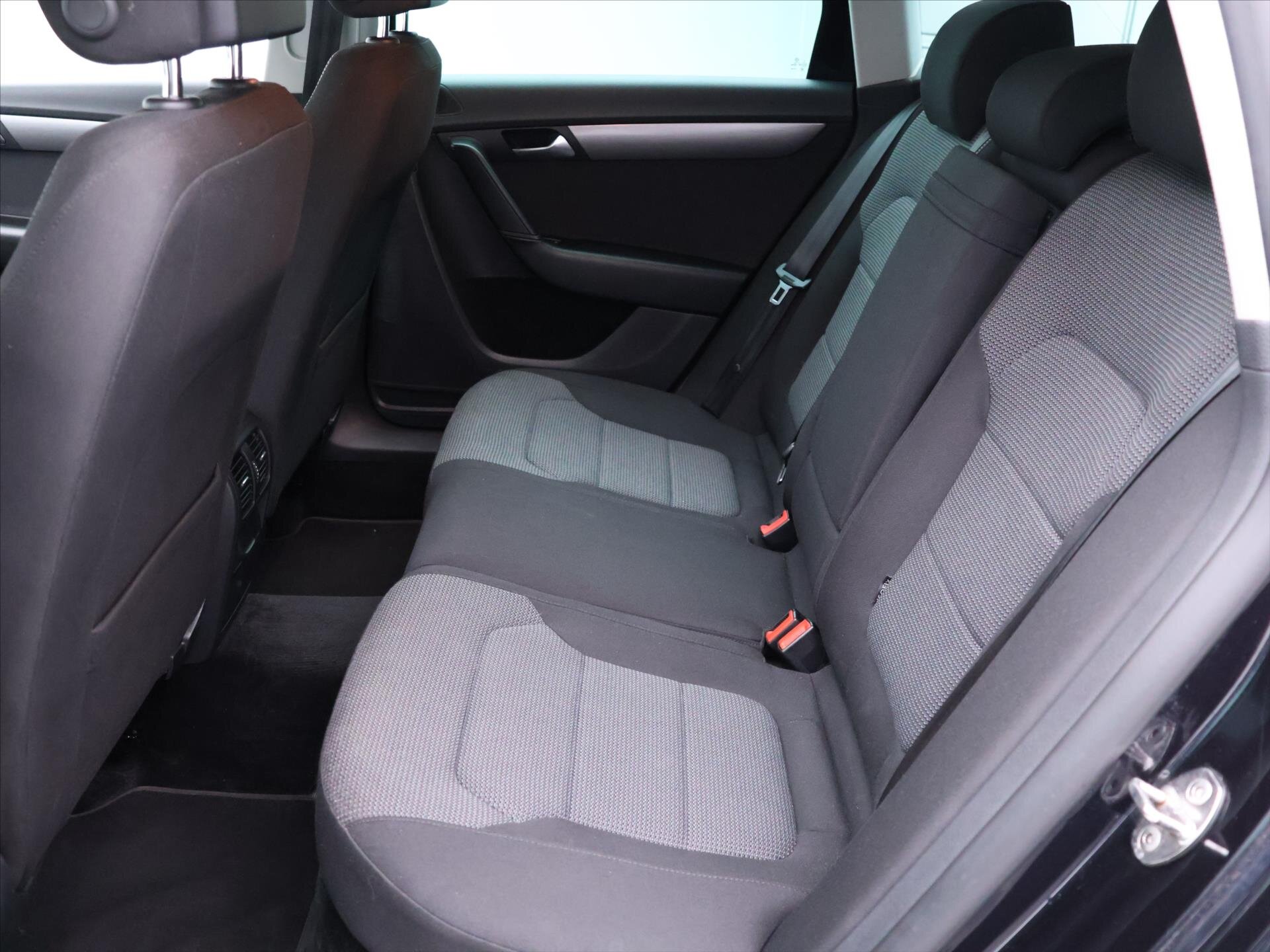 Volkswagen Passat Kombi 1,4 l 90 kw