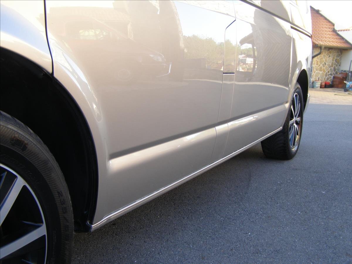 Volkswagen Multivan MPV 2,0 l 132 kw