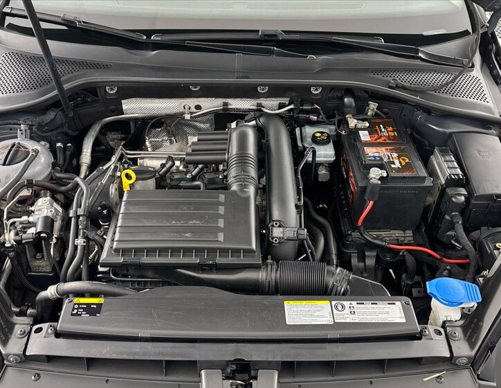 Volkswagen Golf Hatchback 1,4 l 81 kw