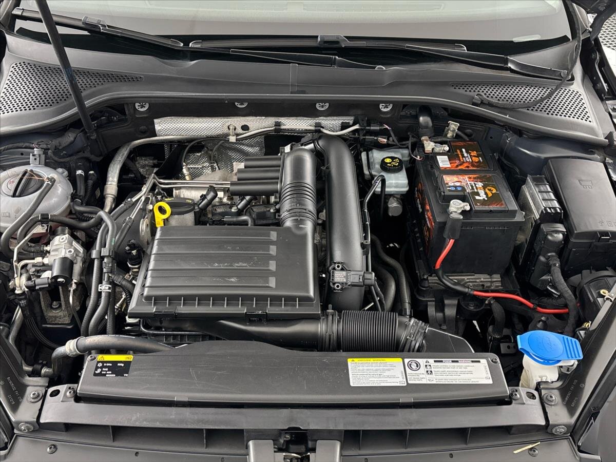 Volkswagen Golf Hatchback 1,4 l 81 kw