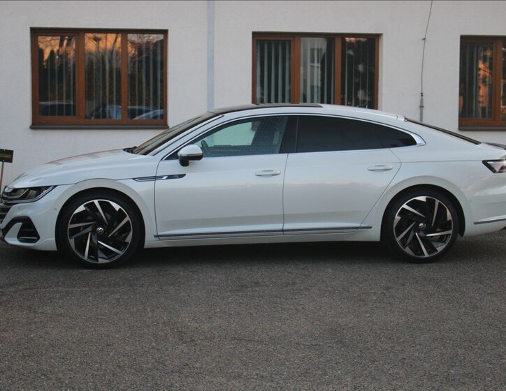 Volkswagen Arteon Liftback 2,0 l 147 kw