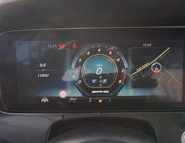 Mercedes-Benz Třídy E Sedan / Limuzína 4,0 l 450 kw