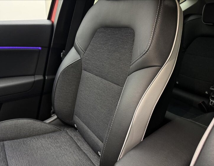 Renault Captur Hatchback 1,3 l 103 kw