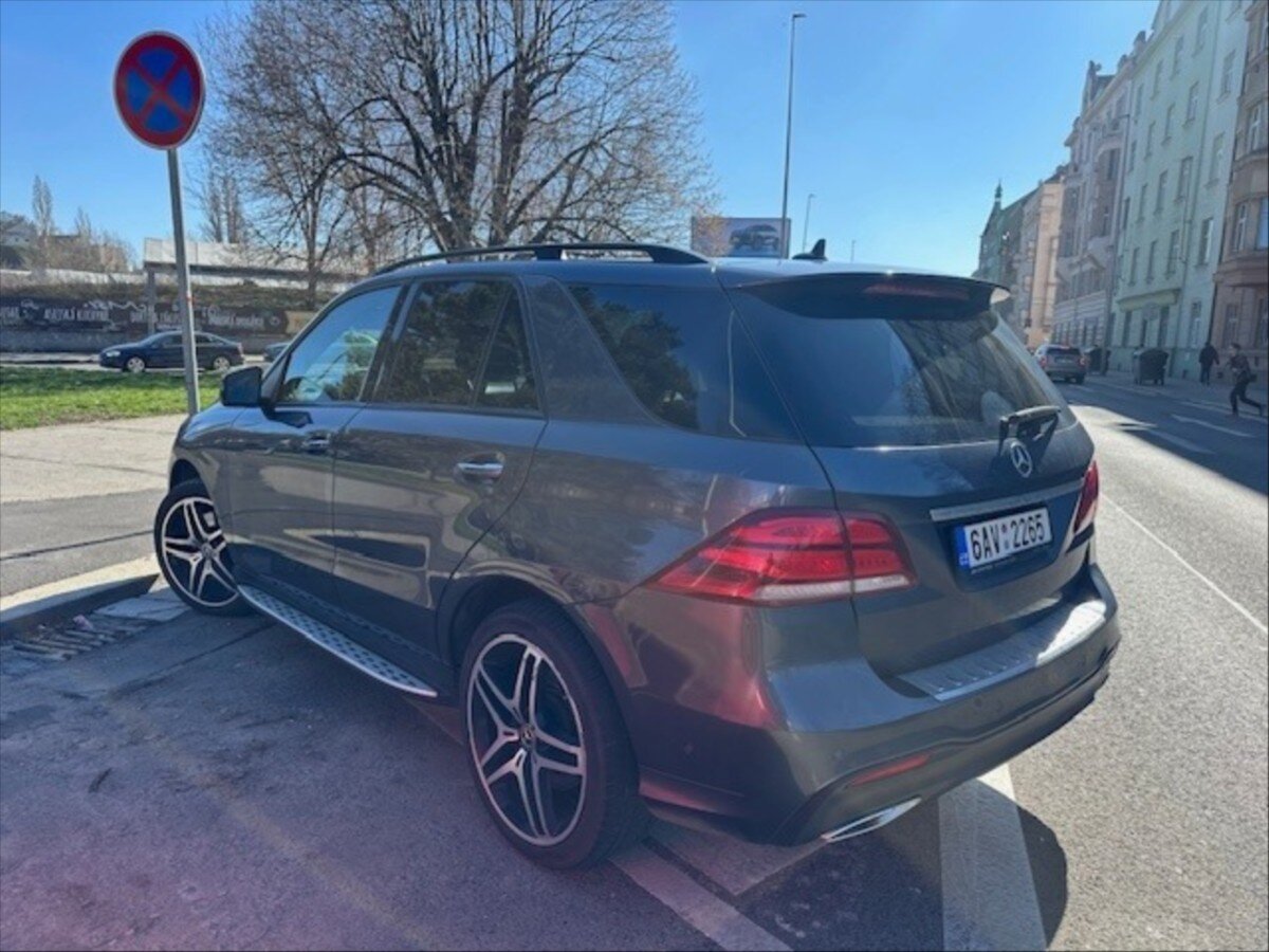 Mercedes-Benz GLE SUV / Terénní 3,0 l 190 kw