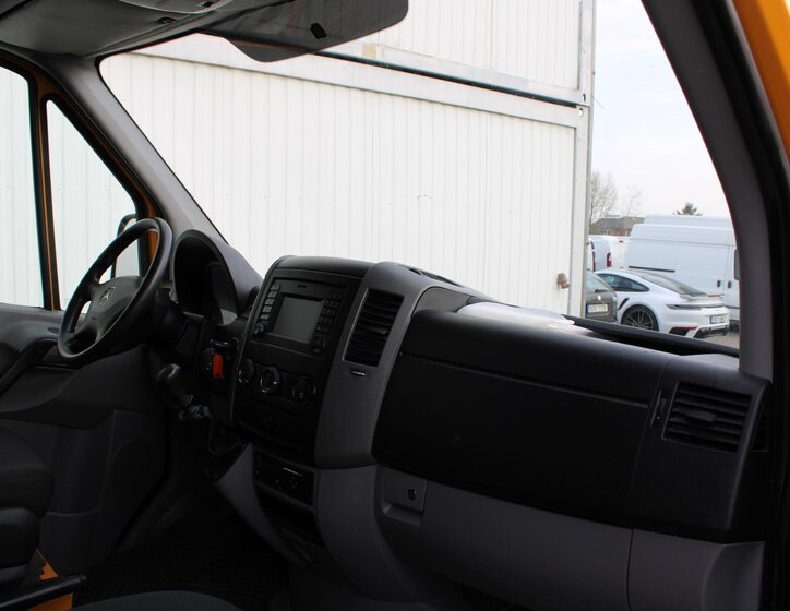 Mercedes-Benz Sprinter Užitková 2,1 l 120 kw