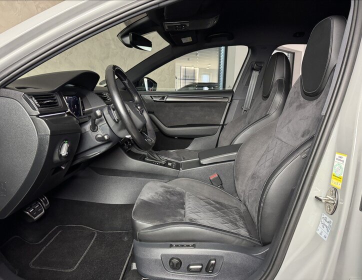 Škoda Superb Kombi 2,0 l 147 kw