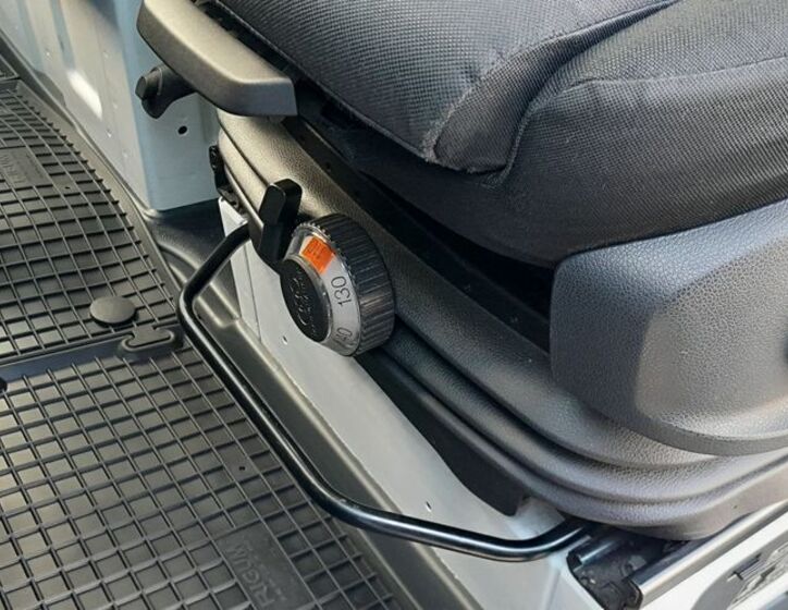 Mercedes-Benz Sprinter 14