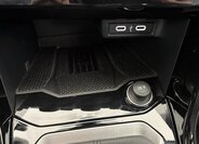 Volkswagen T-Roc SUV / Terénní 1,5 l 110 kw