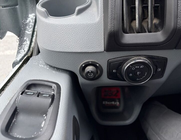 Ford Transit VAN-Minibus 2,0 l 96 kw