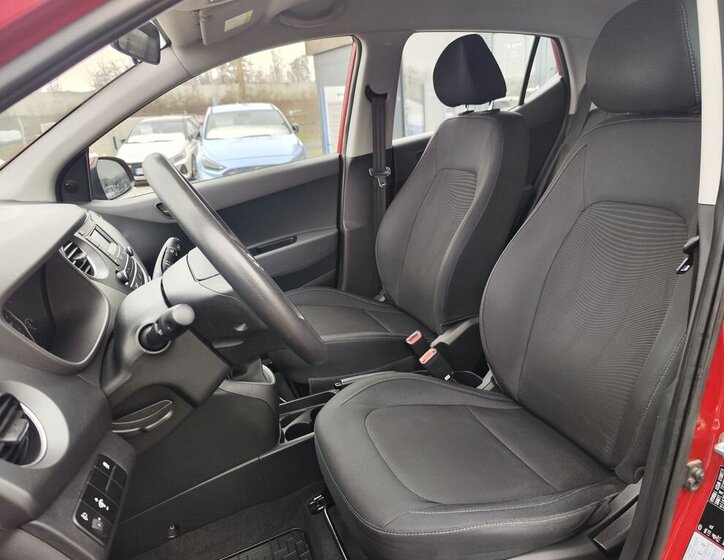 Hyundai i10 Hatchback 998,0 49 kw