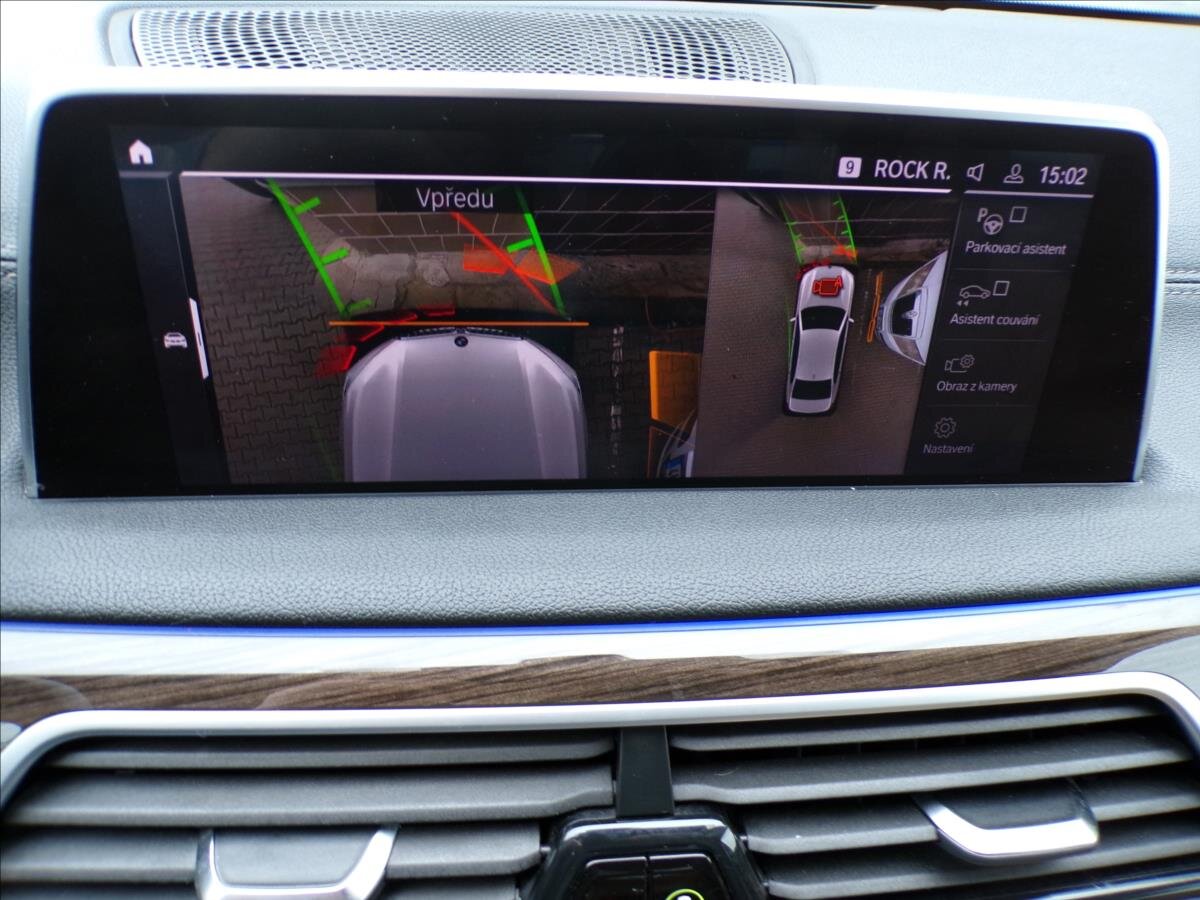 BMW Řada 7 Sedan / Limuzína 3,0 l 195 kw