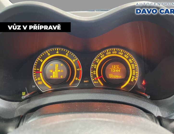 Toyota Auris Hatchback 1,3 l 74 kw