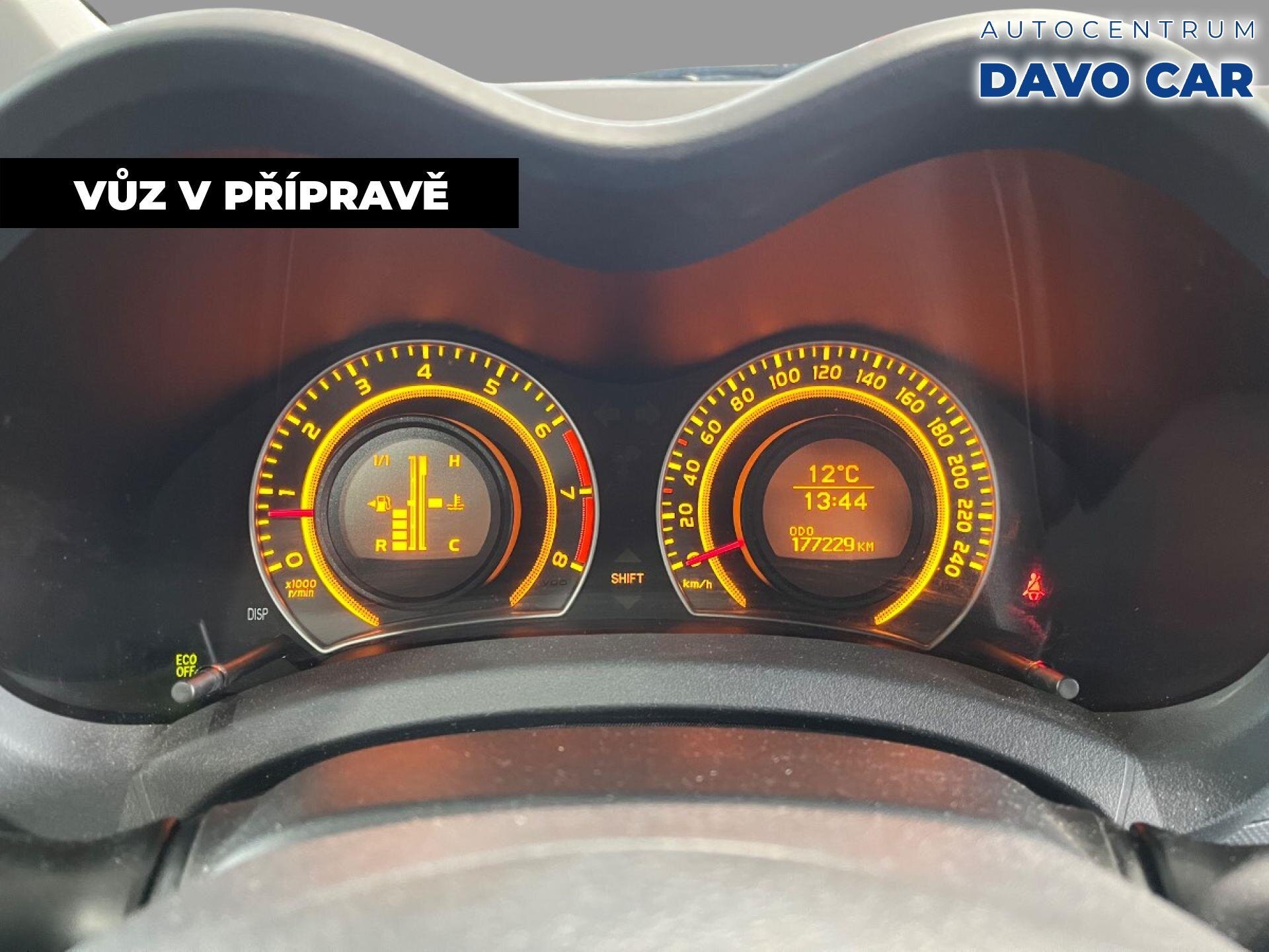 Toyota Auris Hatchback 1,3 l 74 kw