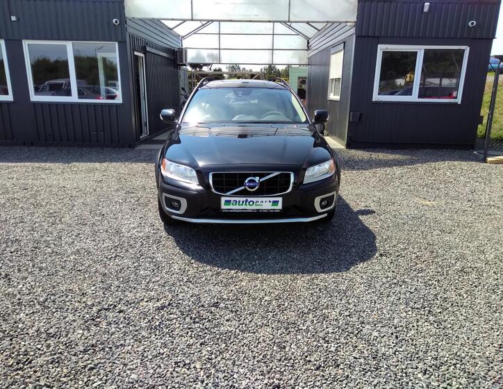 Volvo XC70 2