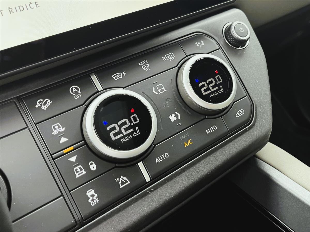 Land Rover Defender SUV / Terénní 3,0 l 183 kw
