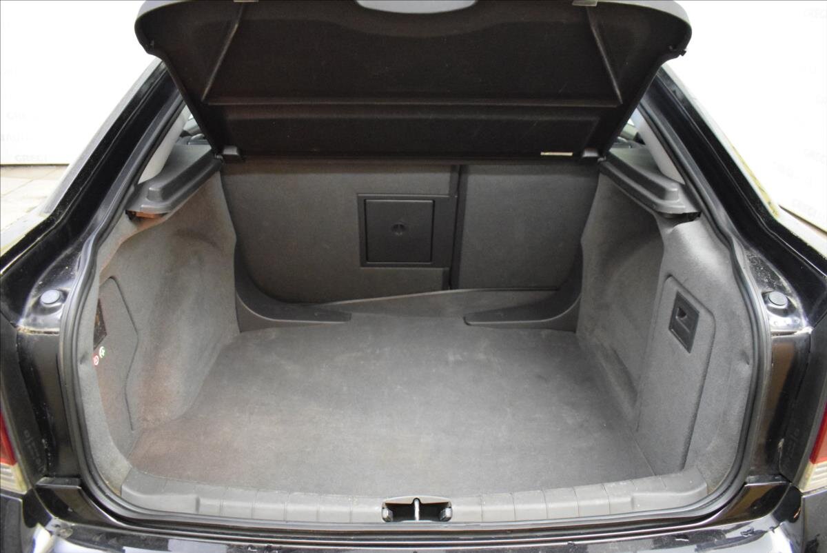 Opel Vectra Liftback 1,8 l 103 kw