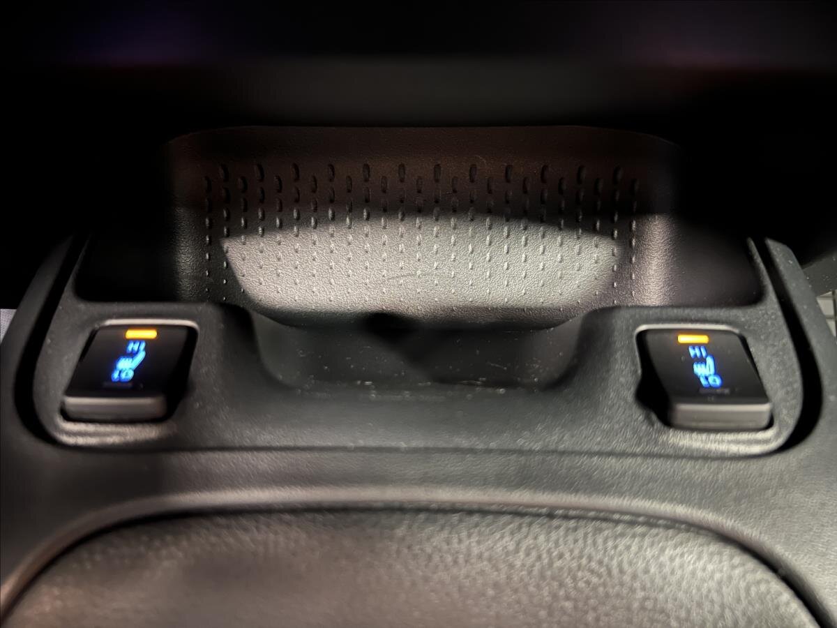 Toyota Corolla Sedan 1,5 l 92 kw