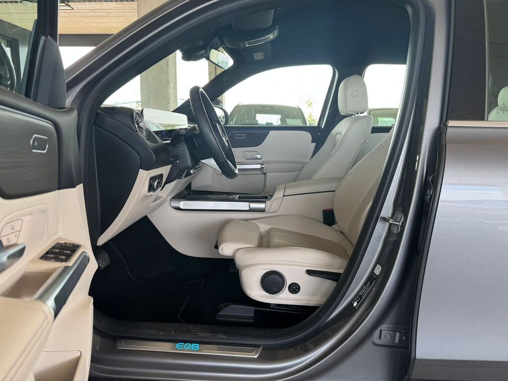Mercedes-Benz EQB SUV / Terénní 0,0 168 kw