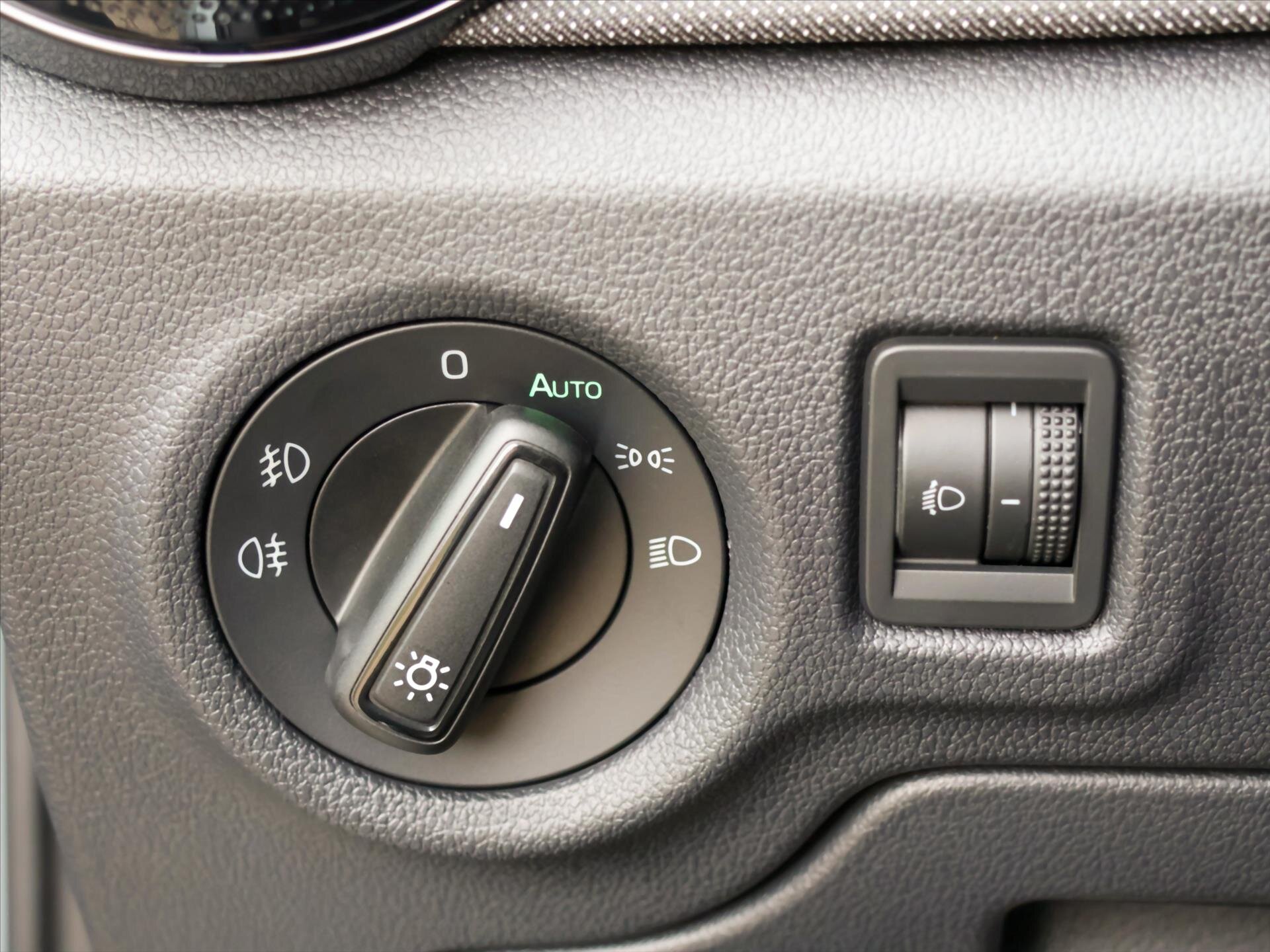 Škoda Fabia Hatchback 999,0 85 kw