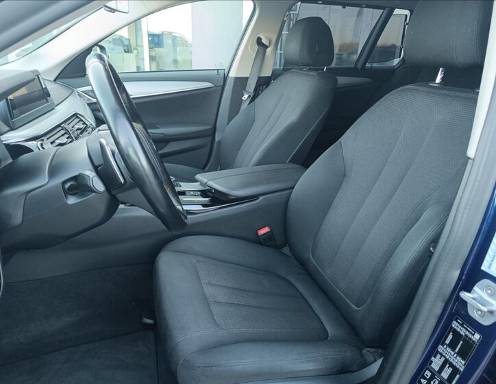 BMW Řada 5 Kombi 2,0 l 140 kw