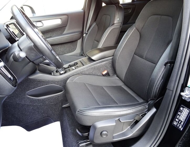 Volvo XC40 SUV 2,0 l 110 kw