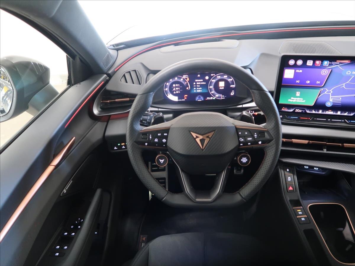 Cupra Terramar SUV / Terénní 2,0 l 195 kw