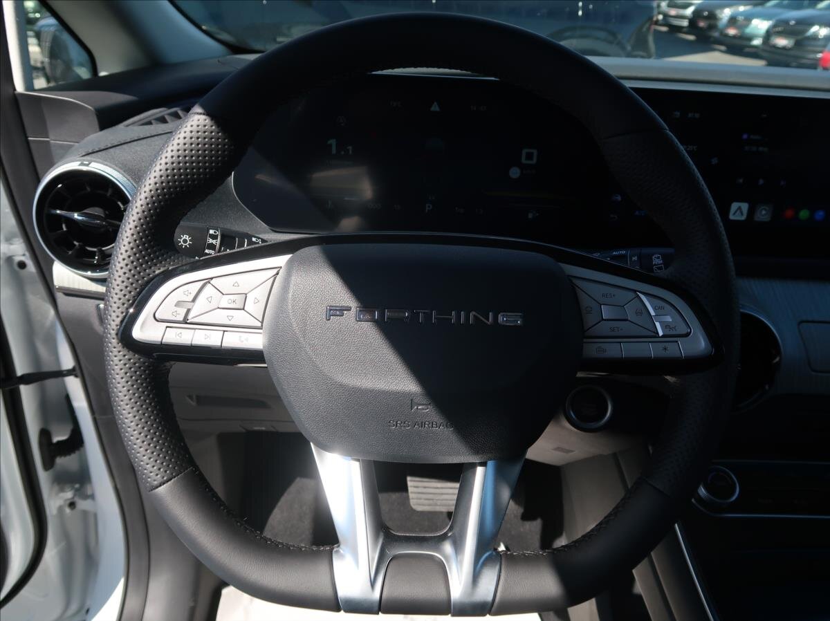 Dongfeng U-Tour MPV 1,5 l 130 kw