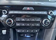 KIA Sportage SUV 2,0 l 136 kw