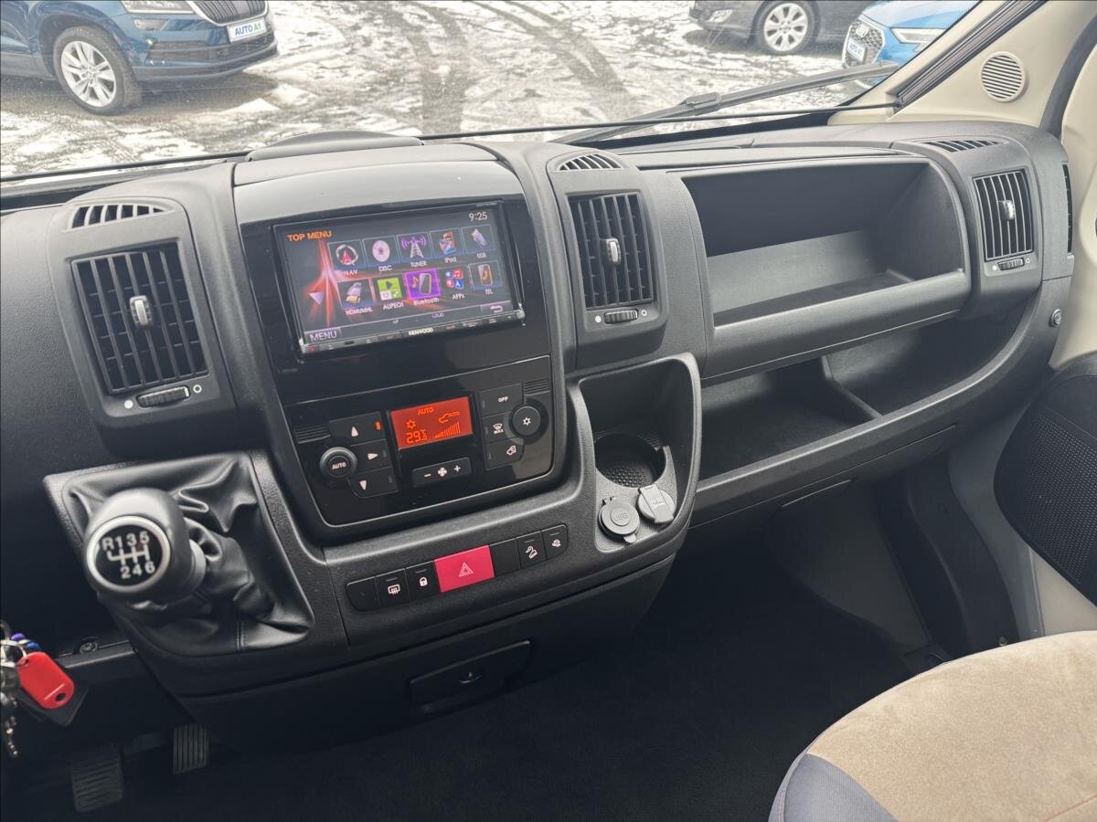 Peugeot Ostatní Ostatní 3,0 l 130 kw