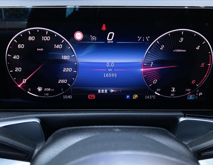 Mercedes-Benz GLB SUV / Terénní 2,0 l 110 kw