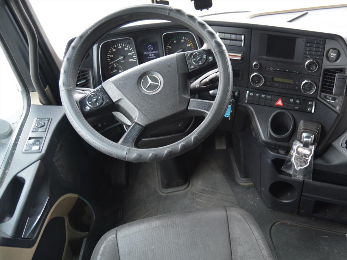 Mercedes-Benz Ostatní Ostatní 0,0 330 kw