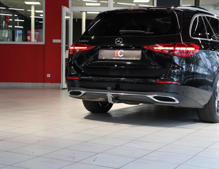 Mercedes-Benz Třídy C Kombi 2,0 l 147 kw