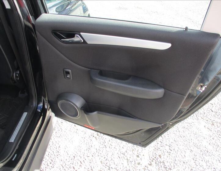 Mercedes-Benz Třídy B 12