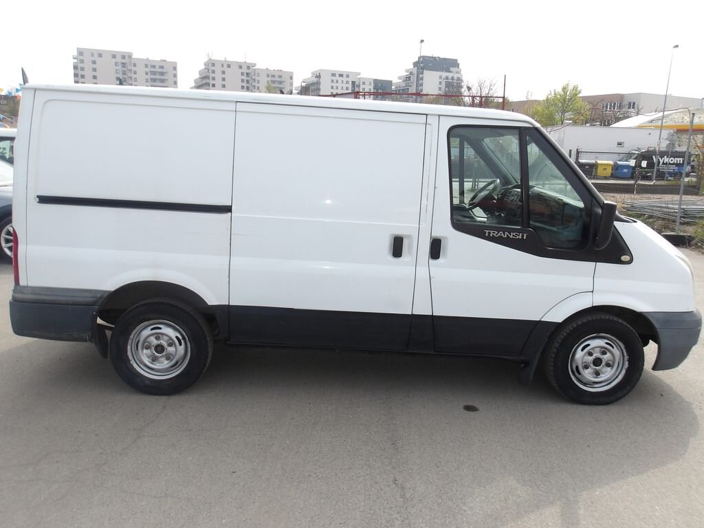 Ford Transit Skříň 2,2 l 63 kw
